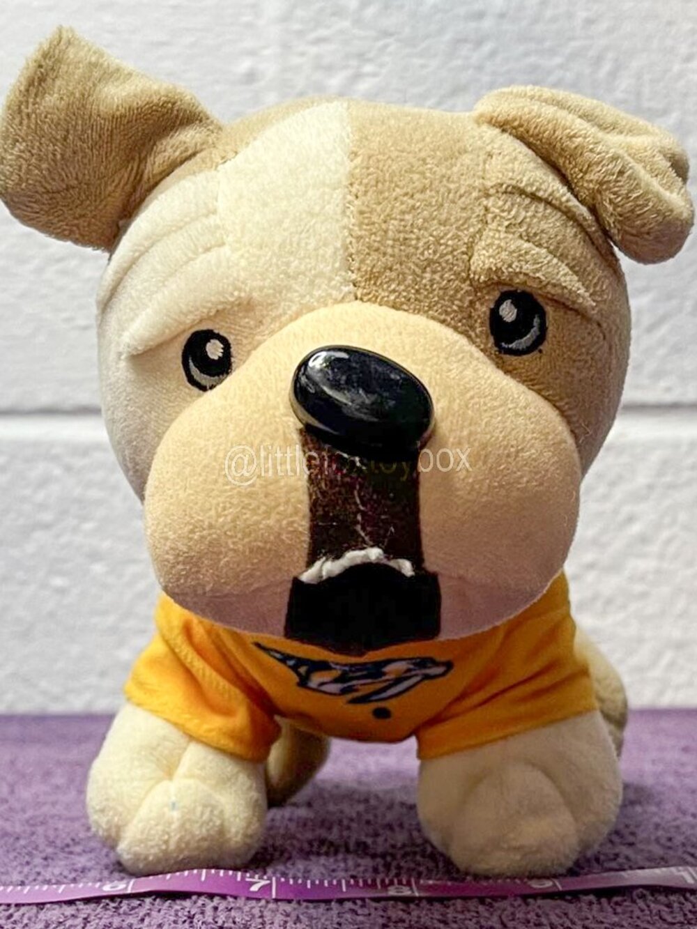 FOCO Nashville Predators Bulldog Plush NHL Hockey Team Dog Stuffed Animal ESSA